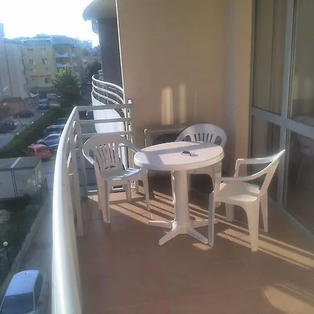 Central Plaza דירה *